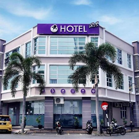 Iris Hotel Kajang Exterior photo